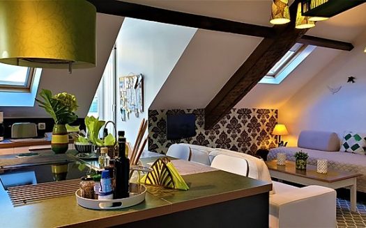 Localização: Lisboa – Lindo espaço aberto em frente ao Time Out Market Lisboa