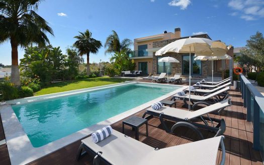 Location: Algarve – Alcantarilha