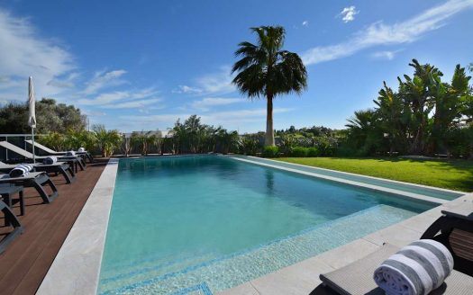 Location: Algarve – Alcantarilha