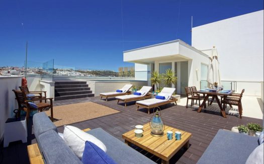 Location Algarve : Maison avec Piscine les pieds dans l’eau!