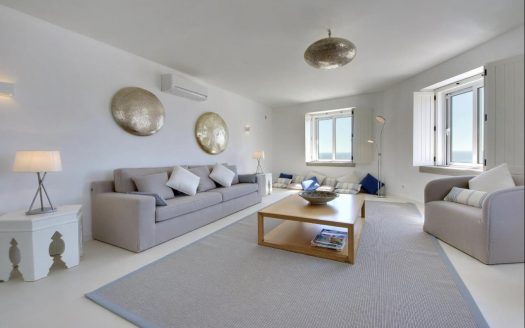 Location Algarve : Maison avec Piscine les pieds dans l’eau!