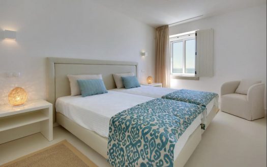 Location Algarve : Maison avec Piscine les pieds dans l’eau!